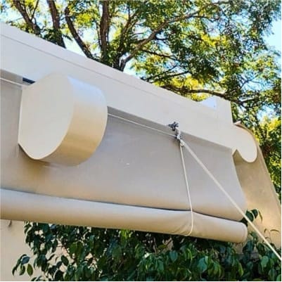 rope and pulley blinds